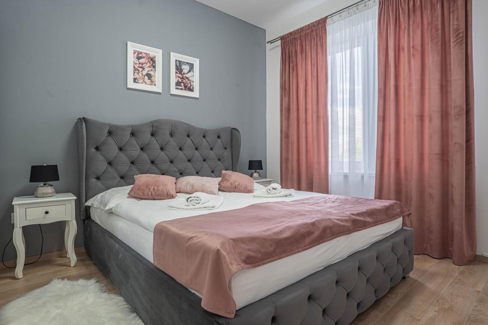 Апартаменты Karina Apartman Дунайска-Стреда Экстерьер фото
